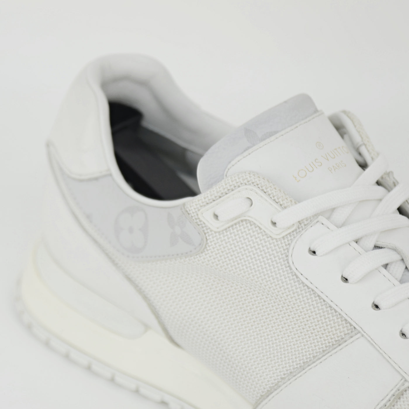 LOUIS VUITTON RUN AWAY | WHITE | SIZE 9.5