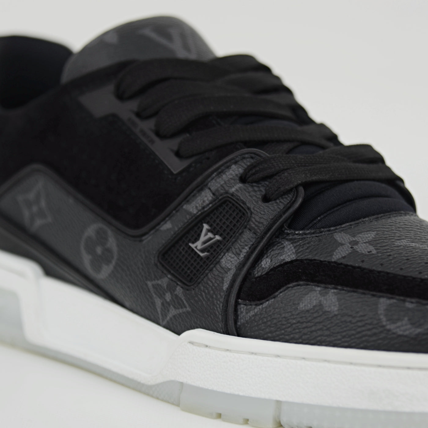 LOUIS VUITTON LV TRAINERS | BLACK | SIZE 7.5