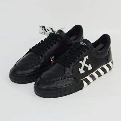 Off-White Vulcanized | Black & White | Size 9