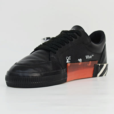 Off-White Vulcanized | Black & White | Size 9