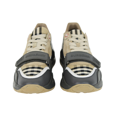 Burberry Ramsey | Burberry Check | Size 8.5