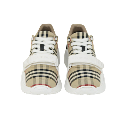 Burberry Ramsey | Burberry Check | Size 9