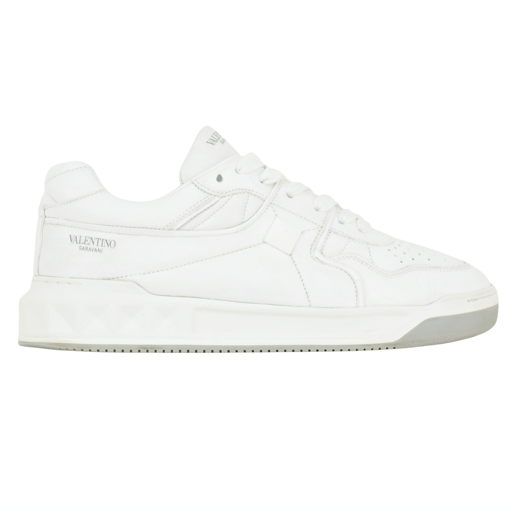 Valentino One-Stud | White | Size 7