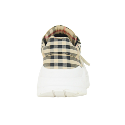 Burberry Ramsey | Burberry Check | Size 8