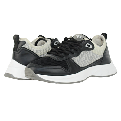 DIOR B25 | Black & White | Size 11