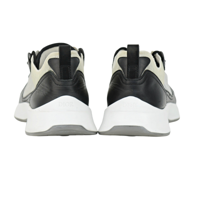 DIOR B25 | Black & White | Size 11